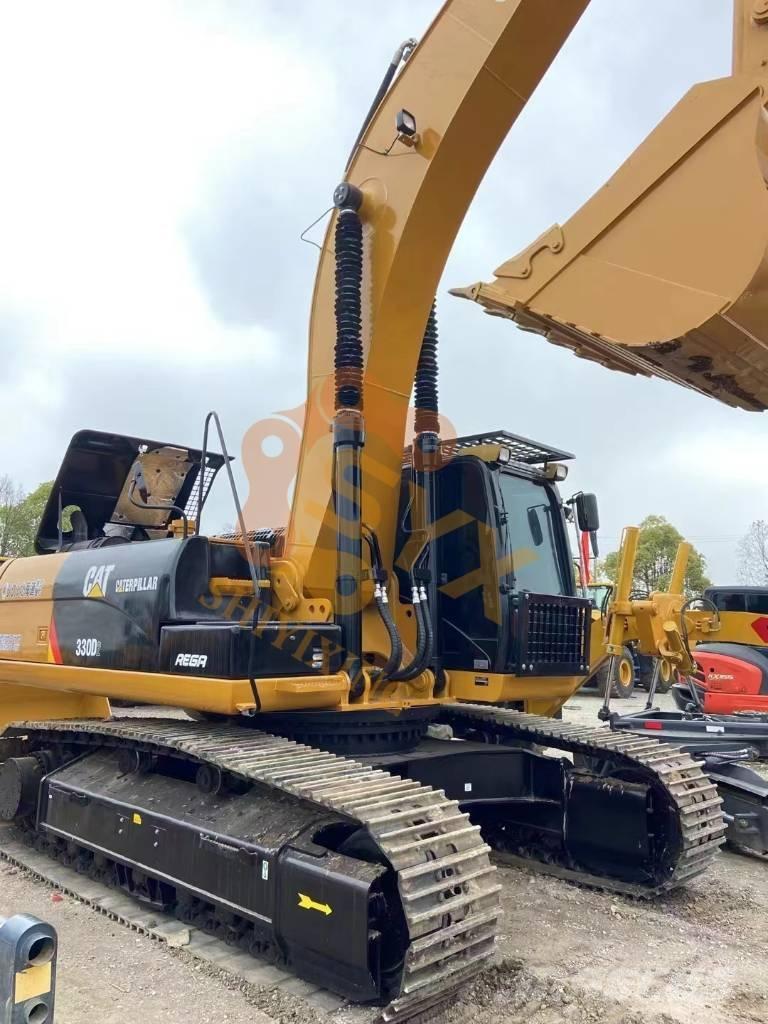 CAT 330DL Paletli ekskavatörler