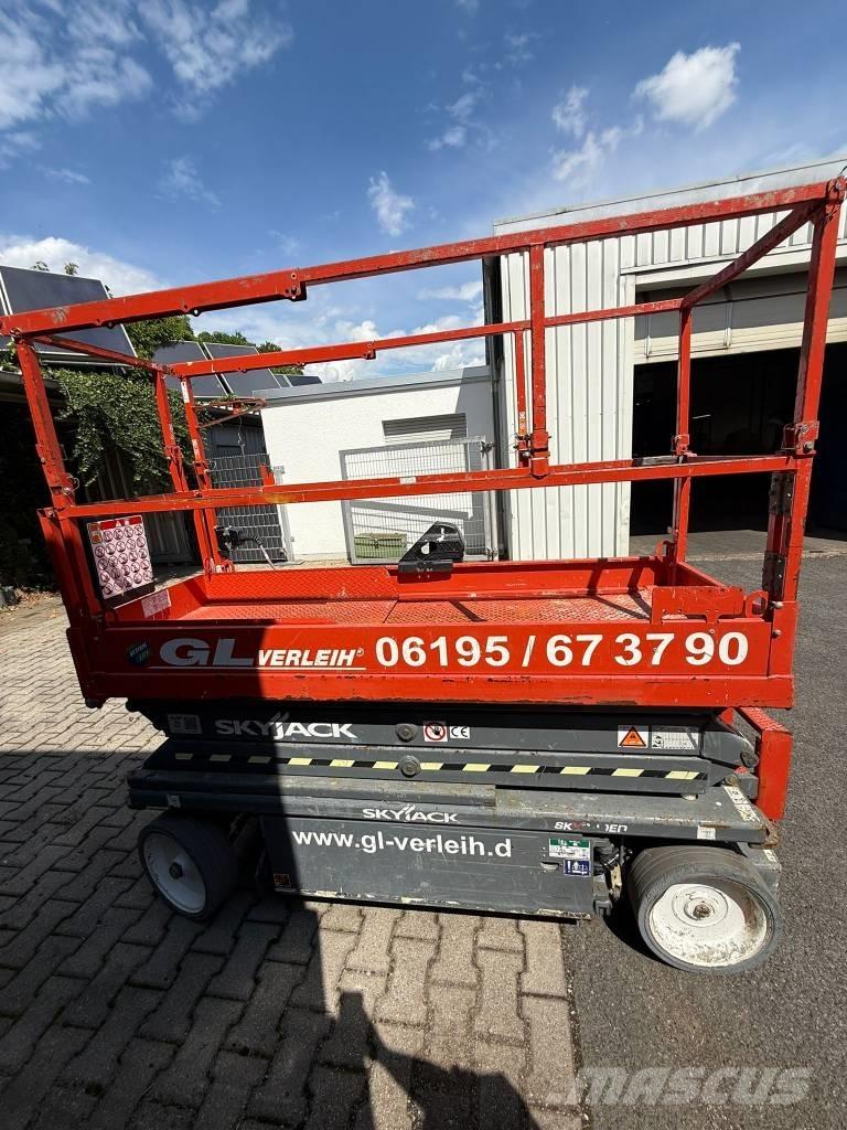 SkyJack SJ 3220 Makasli platformlar