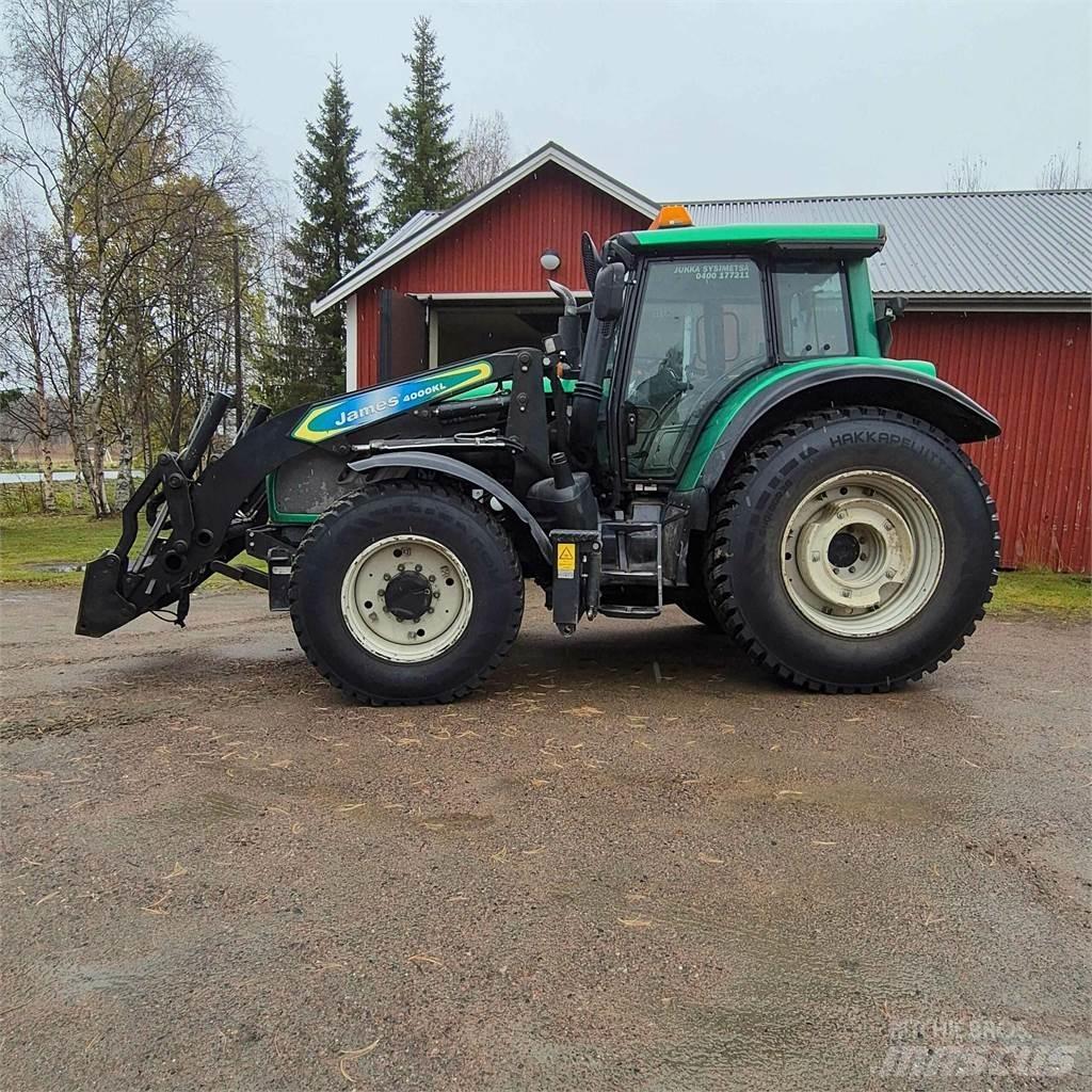 Valtra T182 Versu Traktörler