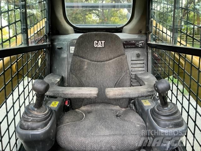 CAT 262 D Skid steer loderler