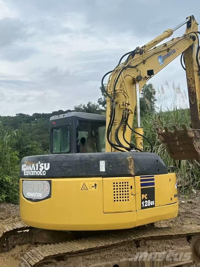 Komatsu PC 128US Paletli ekskavatörler