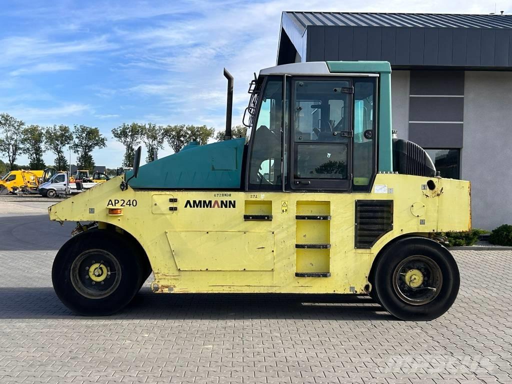 Ammann AP 240 Pnömatik lastikli silindirler