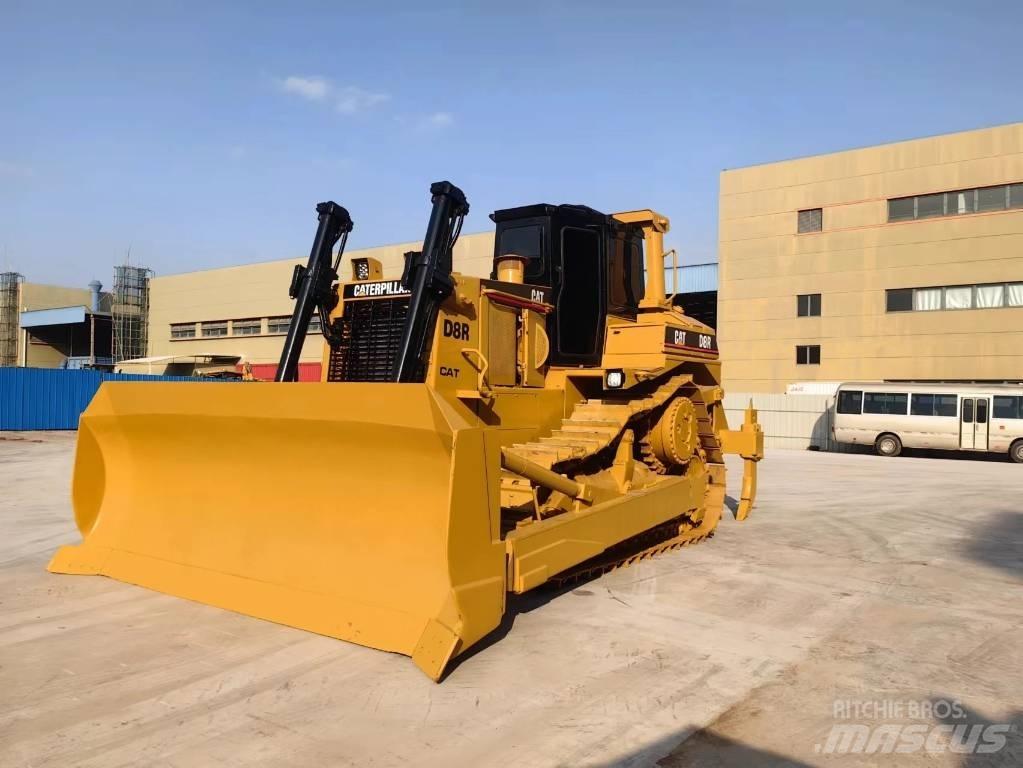CAT D8R Paletli dozerler