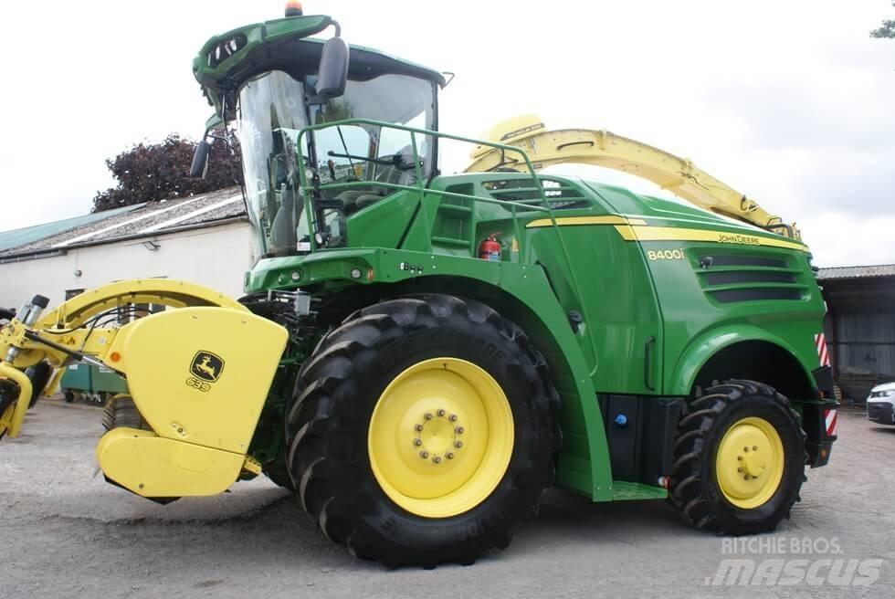 John Deere 8400 T Kendi yürür silaj makinalari