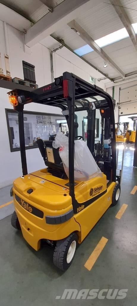 Yale ERP 18 VF LWB Elektrikli forkliftler