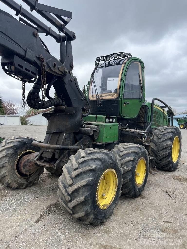 John Deere 1170 E Biçerdöverler
