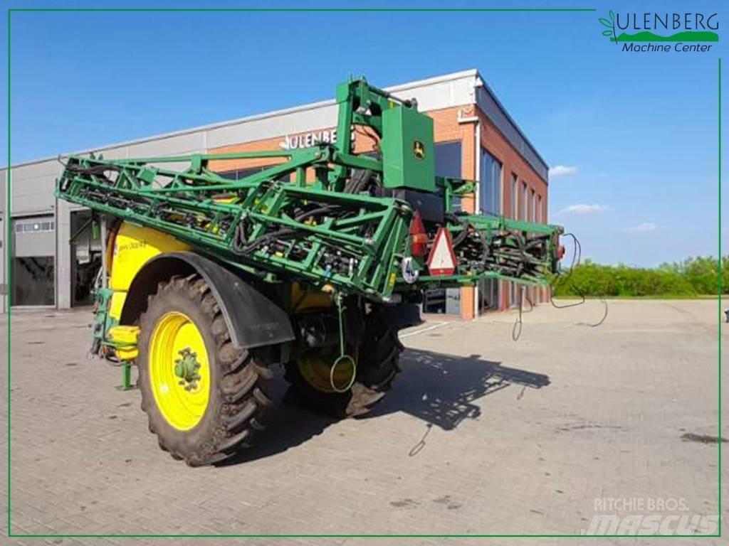 John Deere M 740 Çekilir pülverizatörler