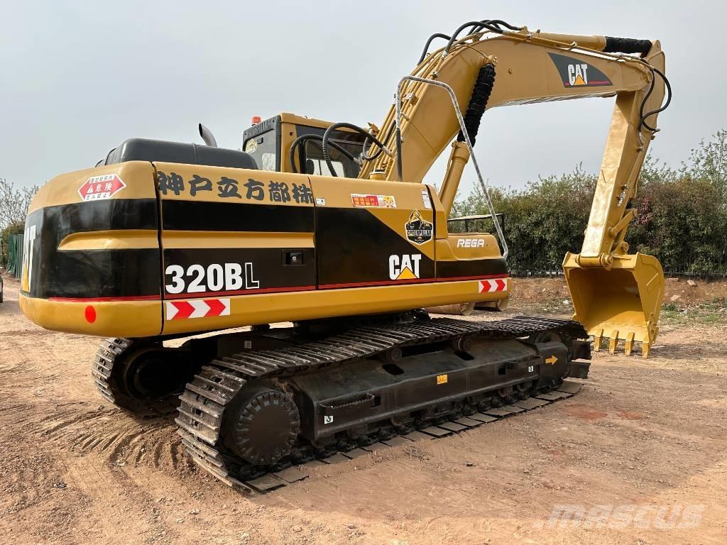 CAT 320 B Paletli ekskavatörler