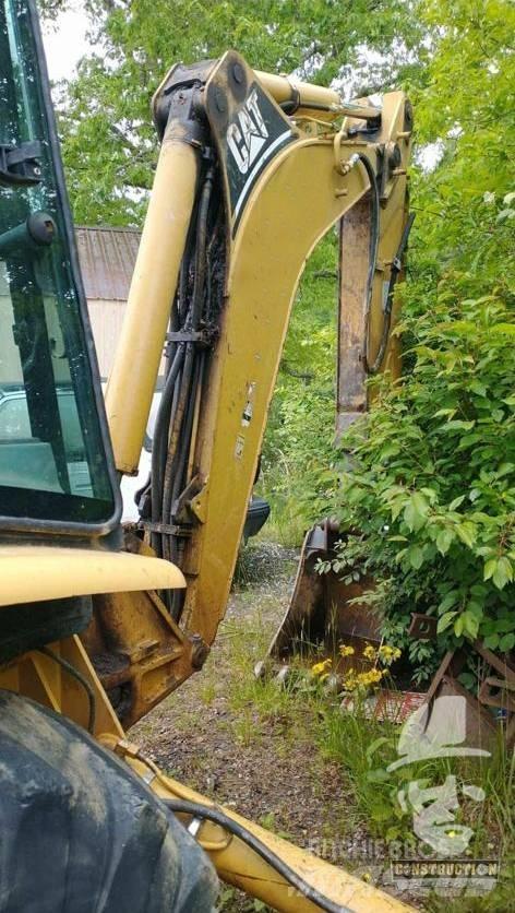 CAT 420 D Kazıcı yükleyiciler - beko loder