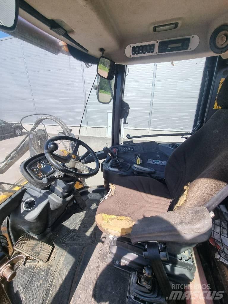 JCB 427 Tekerlekli yükleyiciler