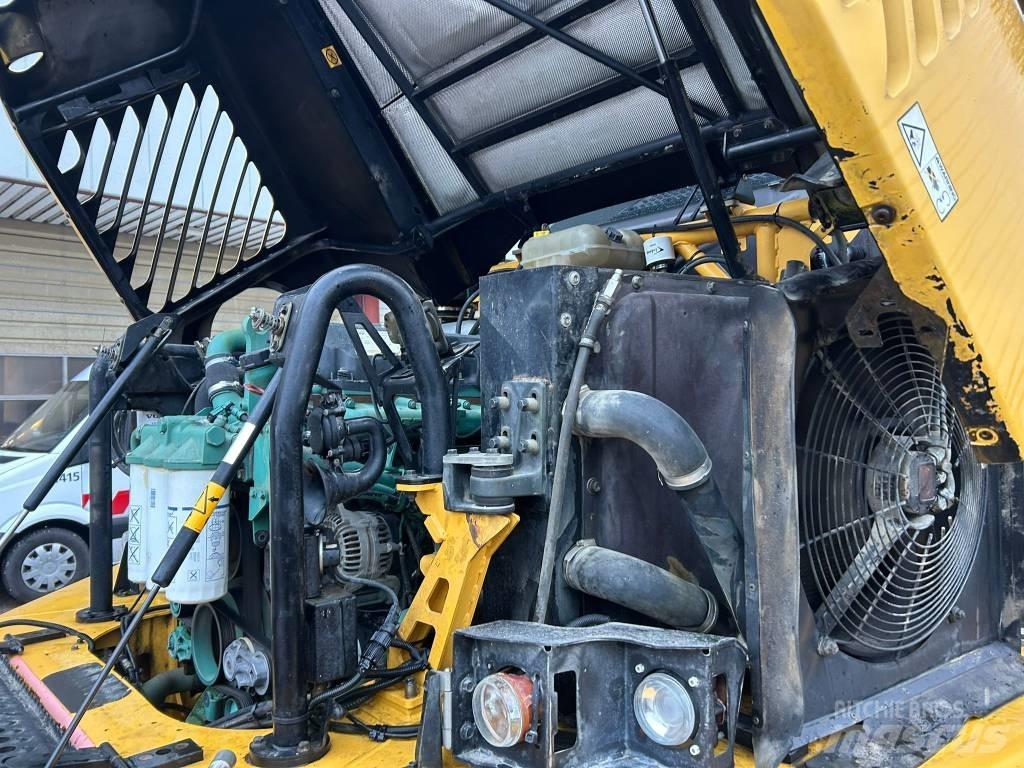 Volvo A 25 D Belden kirma kaya kamyonu