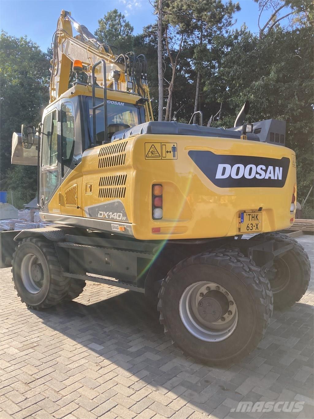 Doosan DX140W-5 Lastik tekerli ekskavatörler