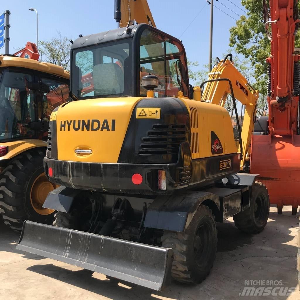 Hyundai Robex 60-7 Lastik tekerli ekskavatörler