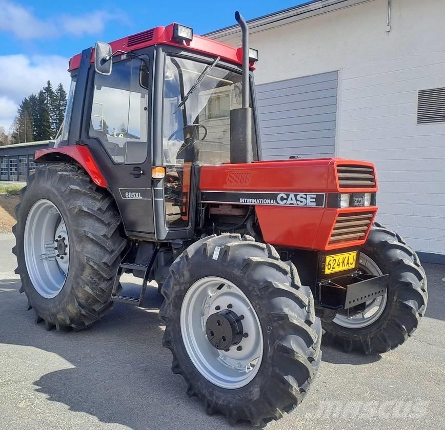 Case IH 685 XL Traktörler