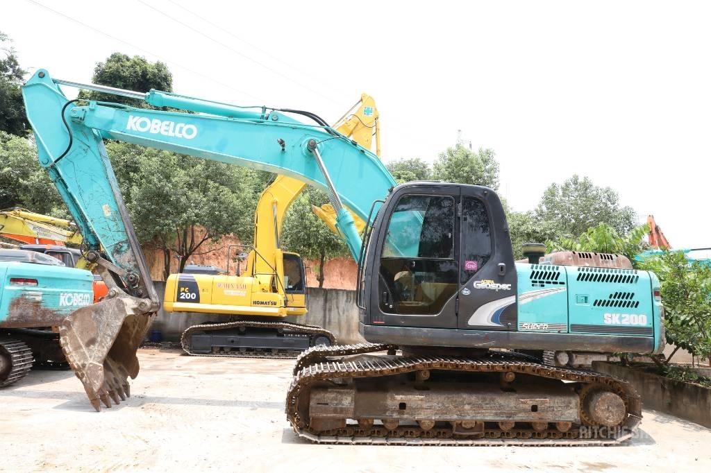 Kobelco SK 200-8 Paletli ekskavatörler