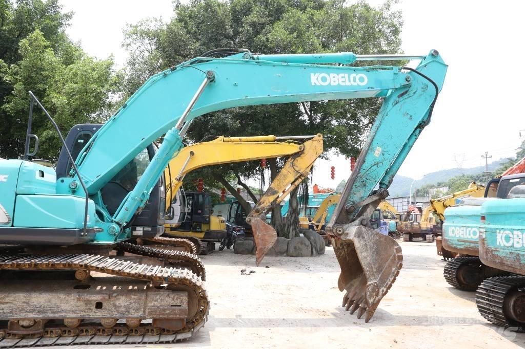 Kobelco SK 200-8 Paletli ekskavatörler
