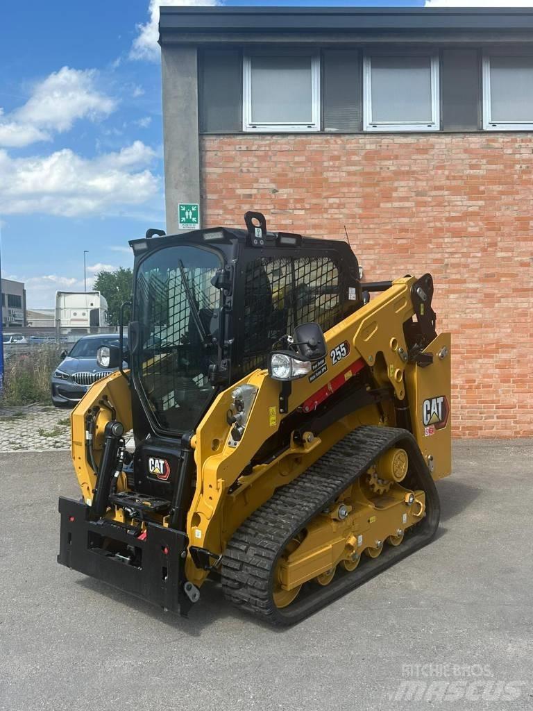 CAT 255 Paletli yükleyiciler