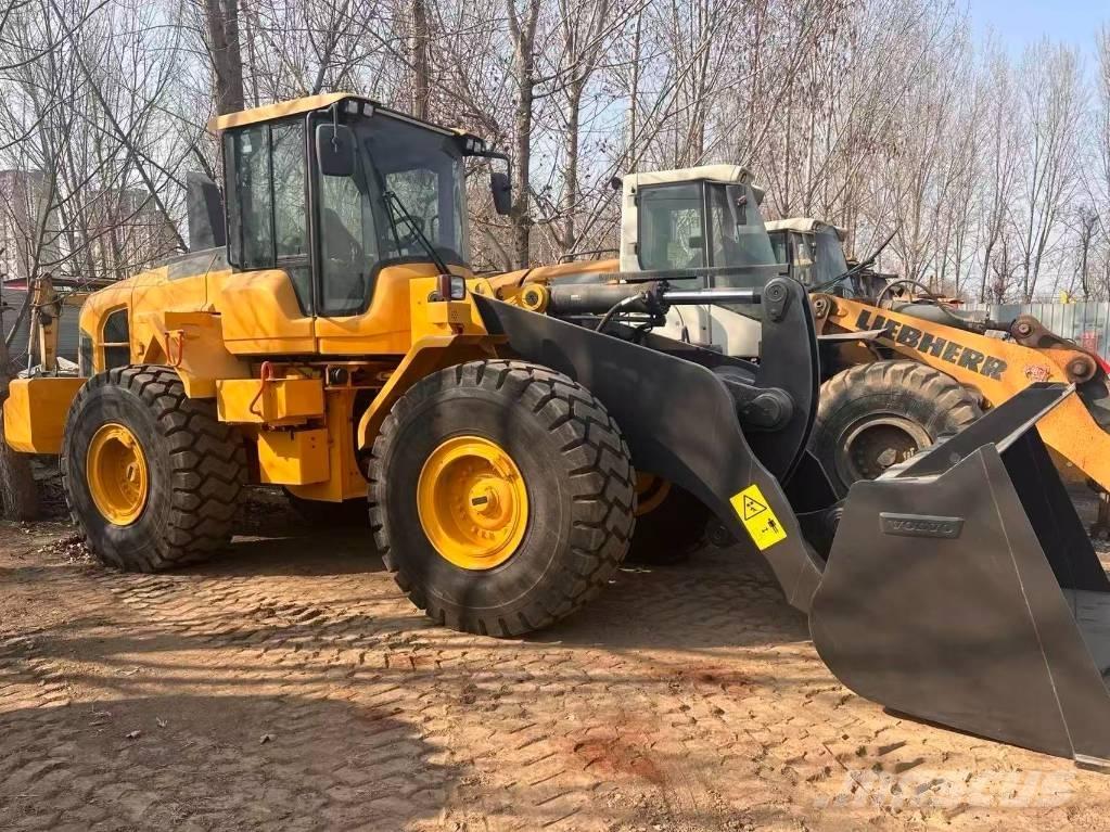 Volvo L 120 Tekerlekli yükleyiciler