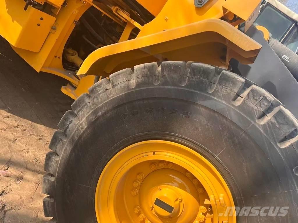Volvo L 120 Tekerlekli yükleyiciler