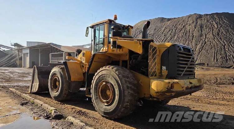 Volvo L 220 F Tekerlekli yükleyiciler