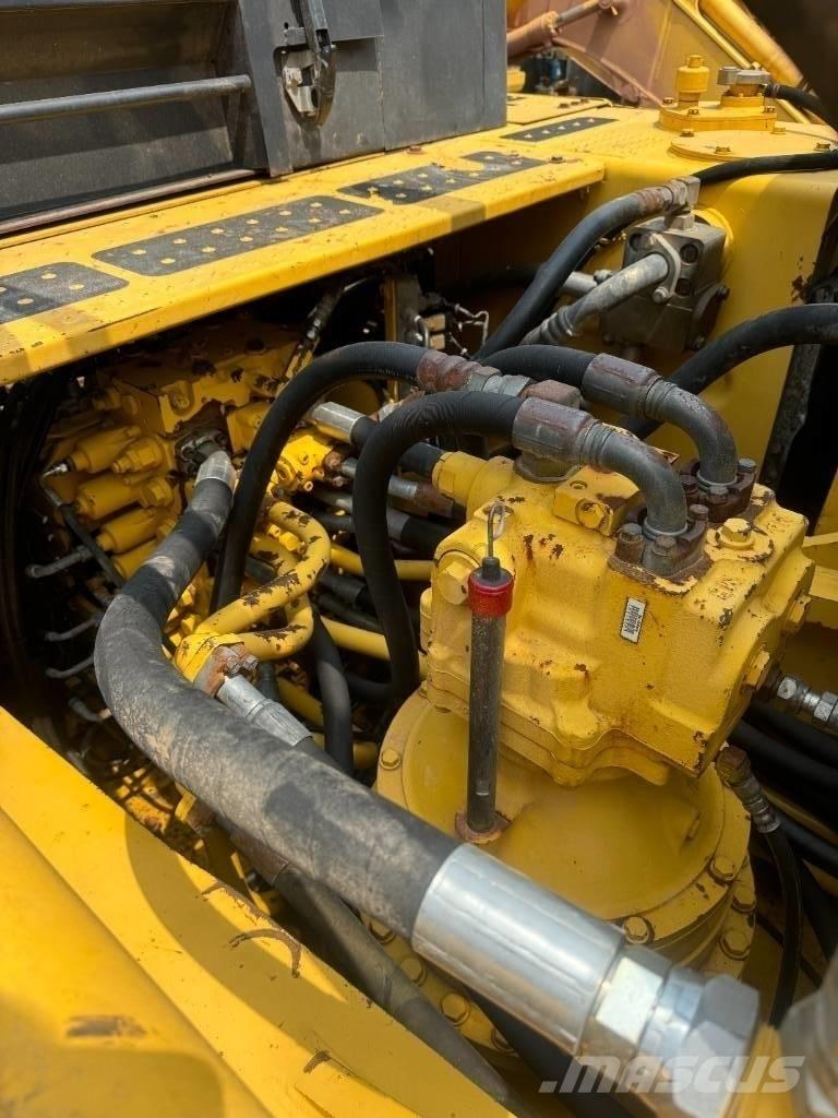 Komatsu PC 400-8 Paletli ekskavatörler