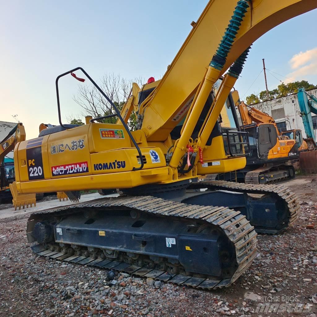 Komatsu PC 220-7 Paletli ekskavatörler