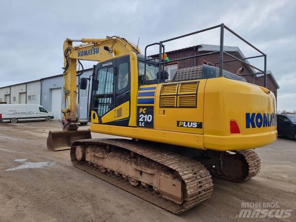 Komatsu PC 210 LC-10 Paletli ekskavatörler