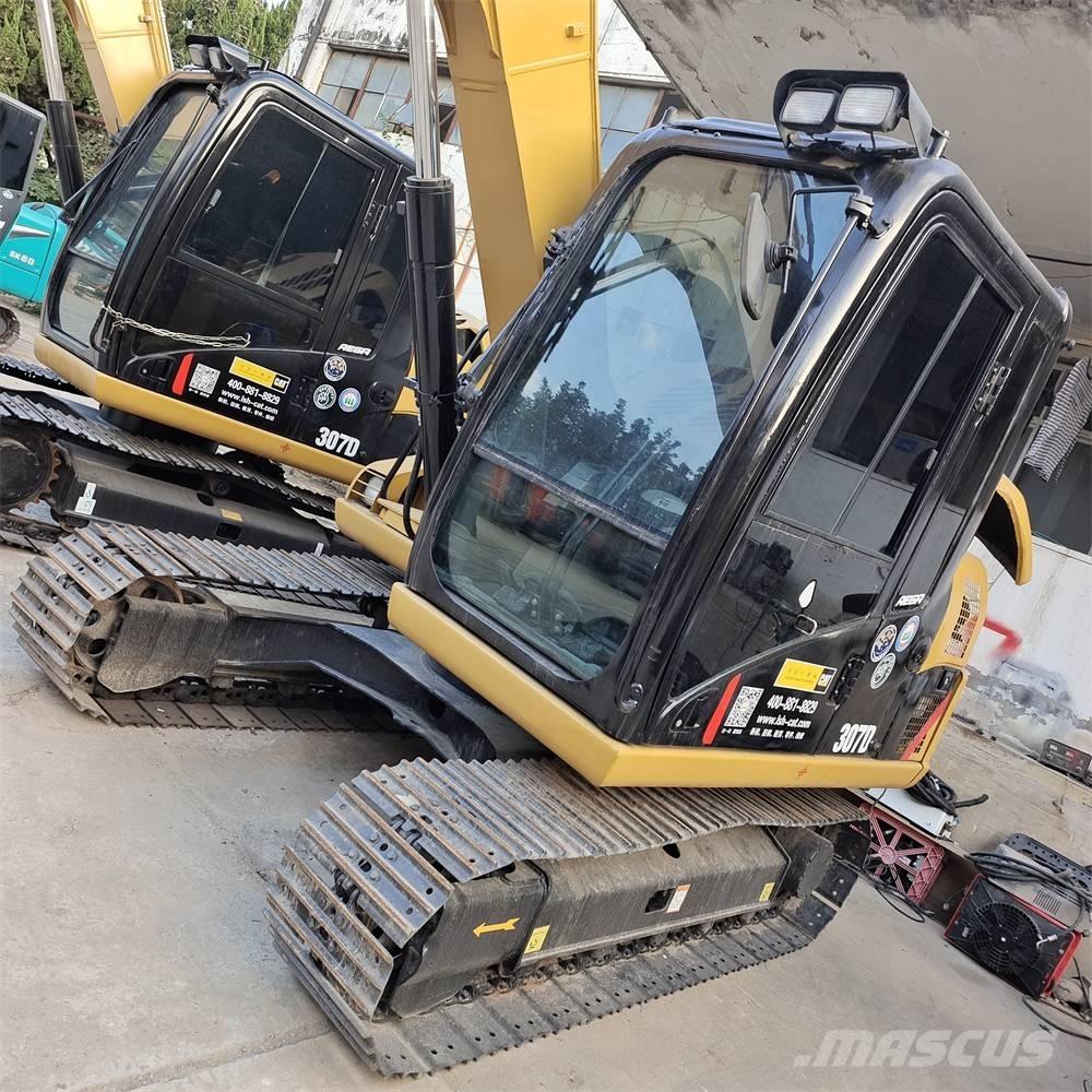 CAT 307 Paletli ekskavatörler