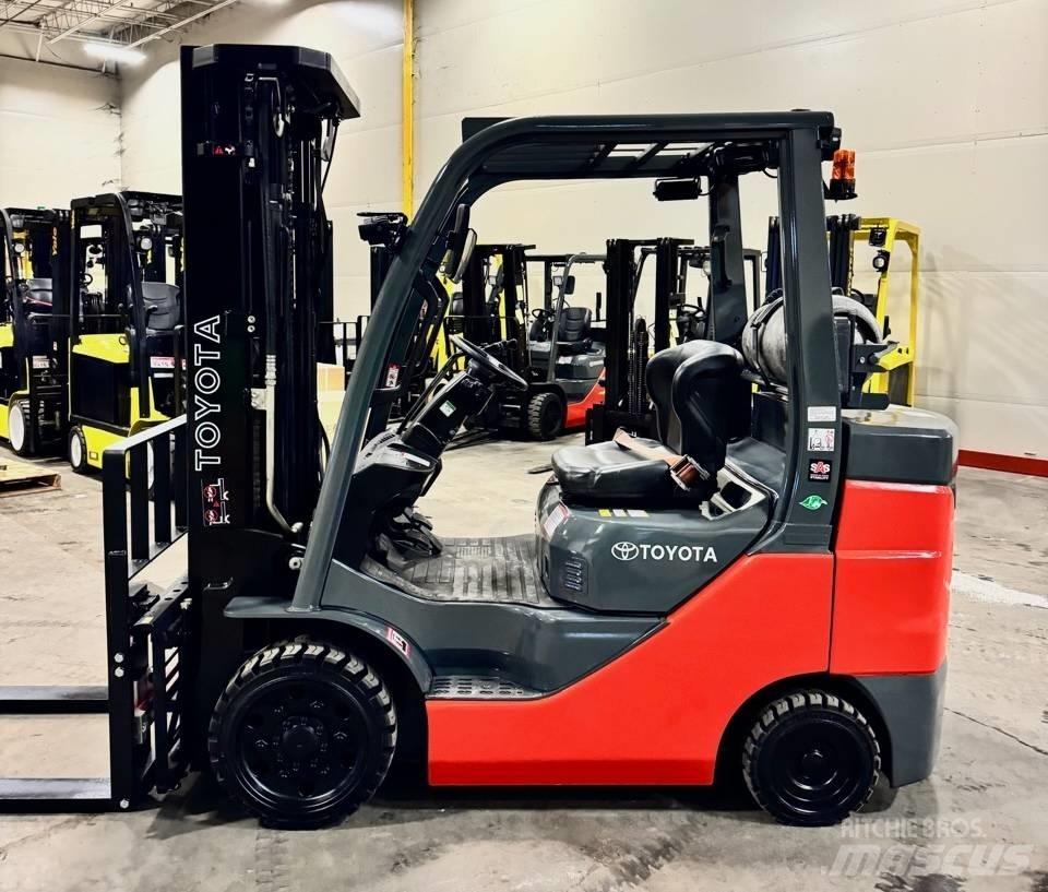 Toyota 8 FG CU 32 Diger