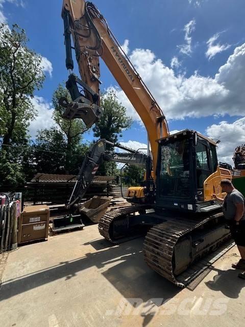 Hyundai HX 160 Paletli ekskavatörler