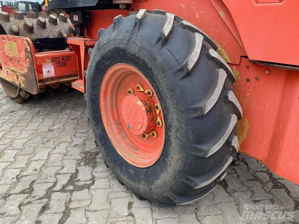 CAT CP 44 Tek tamburlu silindirler