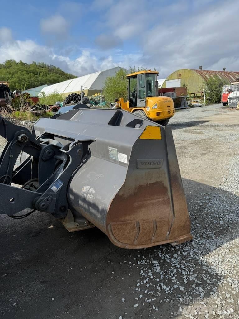 Volvo L 70 H Tekerlekli yükleyiciler