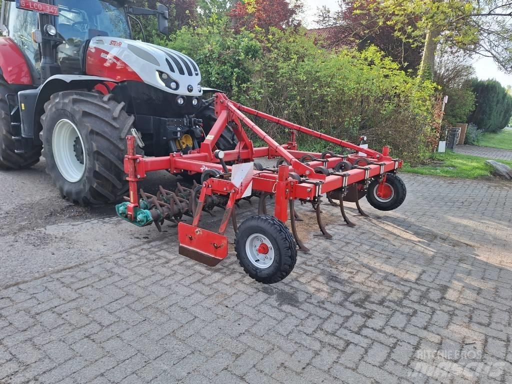 Kverneland STF 300 Kültivatörler