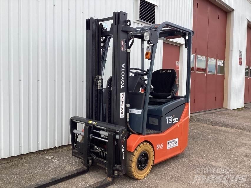 Toyota 7FBEST13 Elektrikli forkliftler