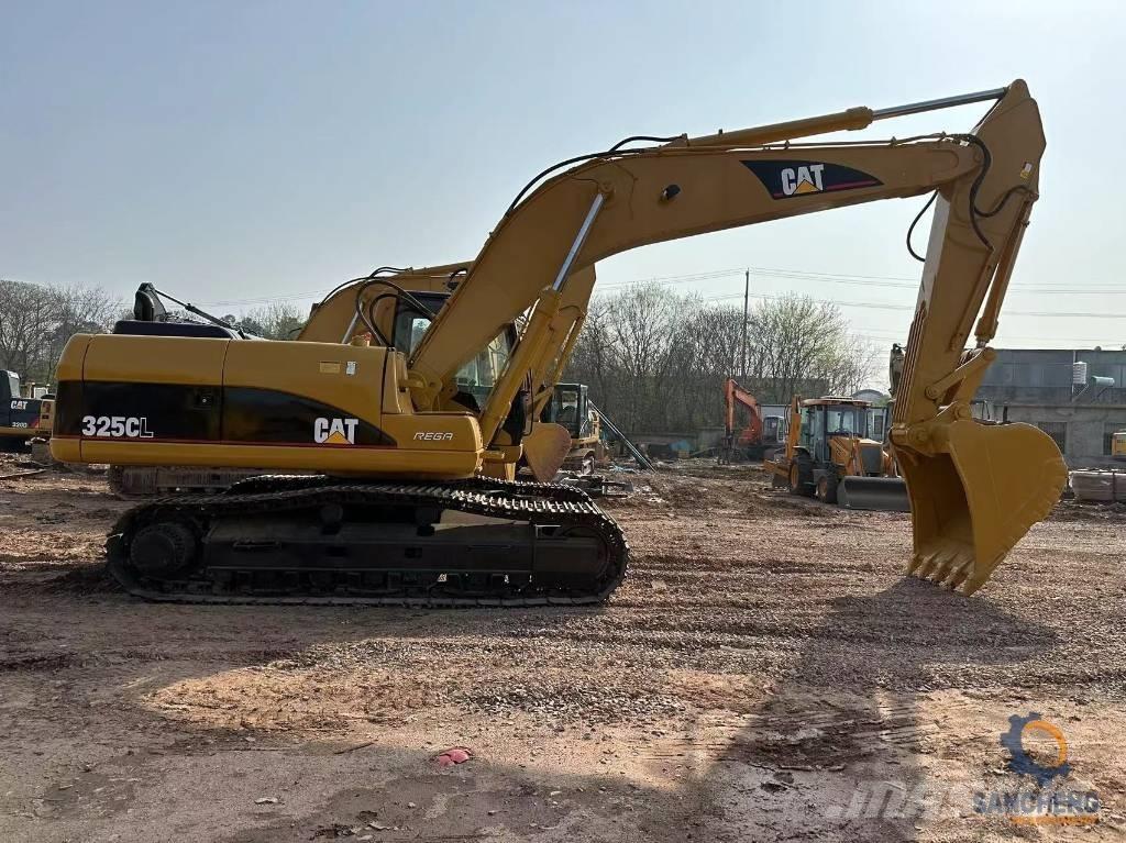 CAT 325 CL Paletli ekskavatörler