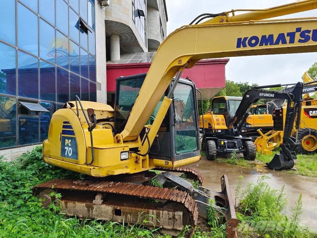 Komatsu PC 70-8 Paletli ekskavatörler