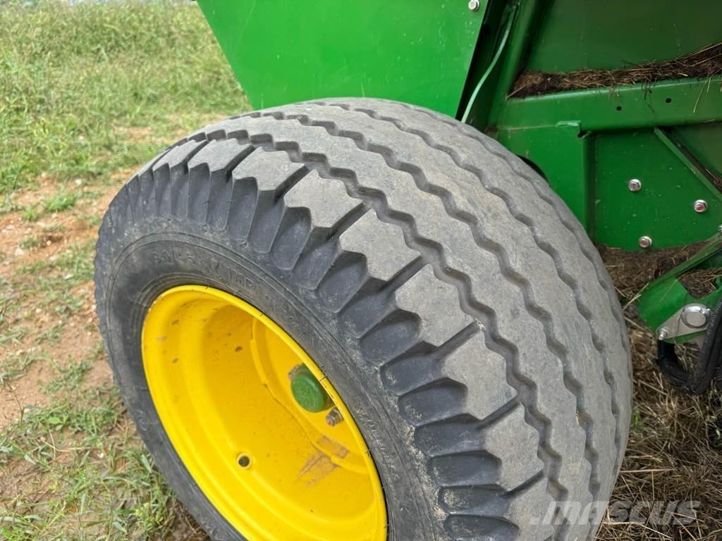 John Deere F441M Rulo balya makinalari