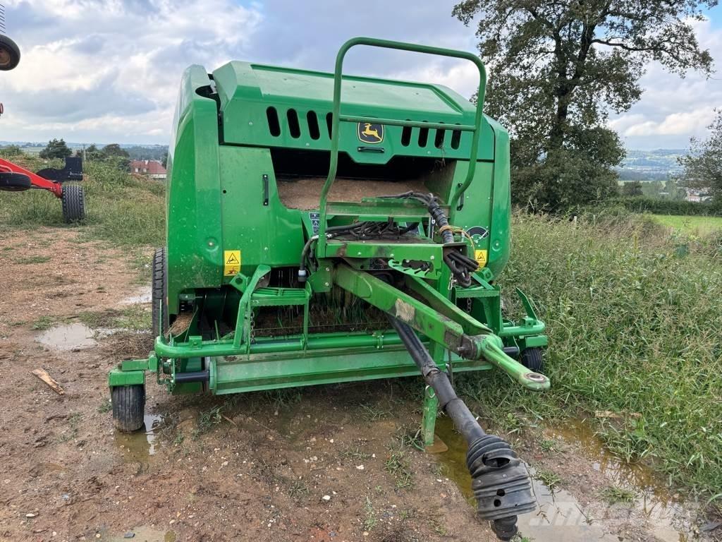John Deere F441M Rulo balya makinalari
