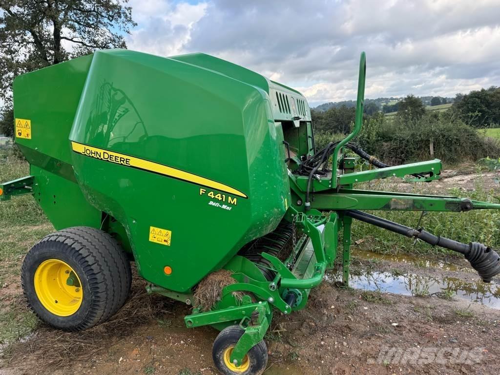 John Deere F441M Rulo balya makinalari