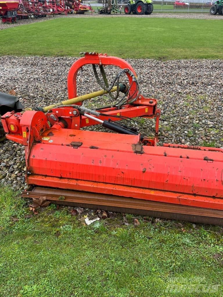 Maschio Giraffa 210 Hasat makineleri