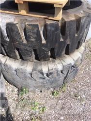 Bridgestone v Tekerlekli yükleyiciler