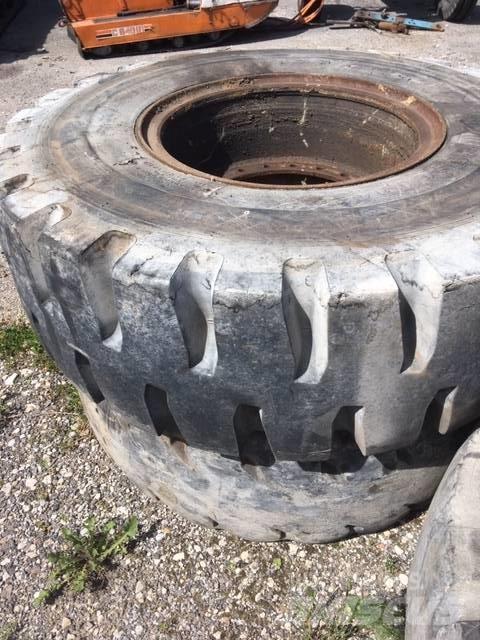 Bridgestone v Tekerlekli yükleyiciler