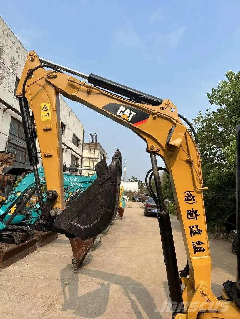 CAT 303CR Paletli ekskavatörler