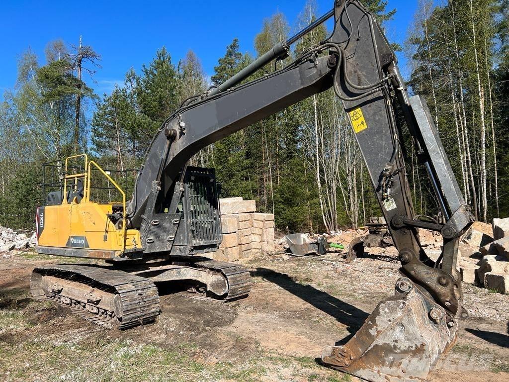 Volvo EC 220 EL Paletli ekskavatörler