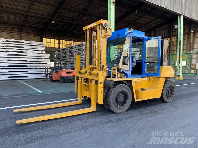 Toyota 4FD120 Dizel forkliftler