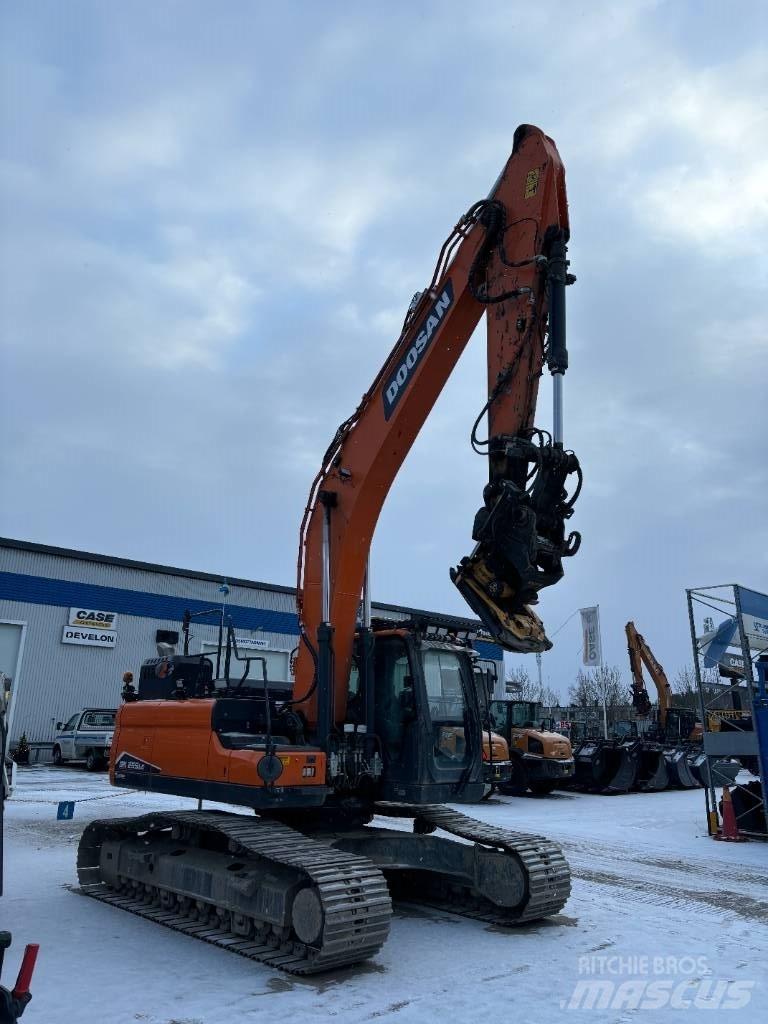 Doosan DX 255 LC-7 Paletli ekskavatörler
