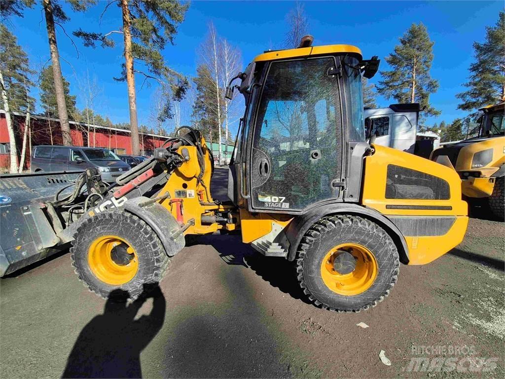 JCB 407 Tekerlekli yükleyiciler