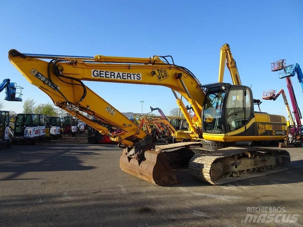 JCB JS240NC Paletli ekskavatörler