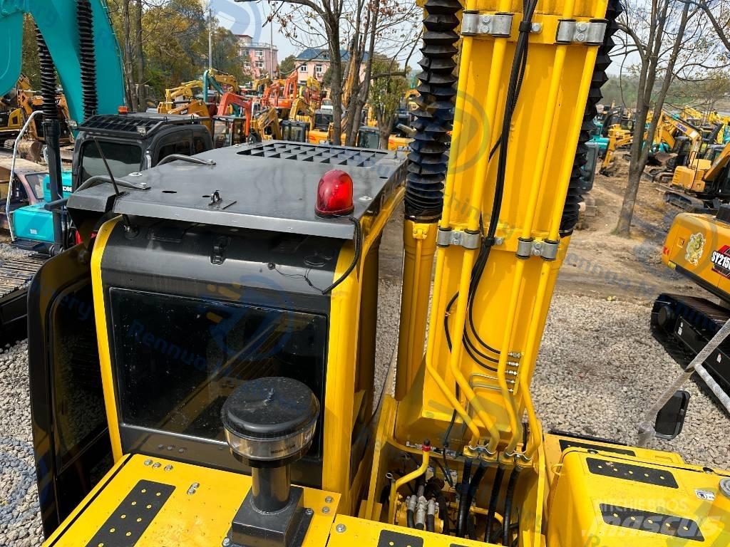 Komatsu PC 220-8 Paletli ekskavatörler