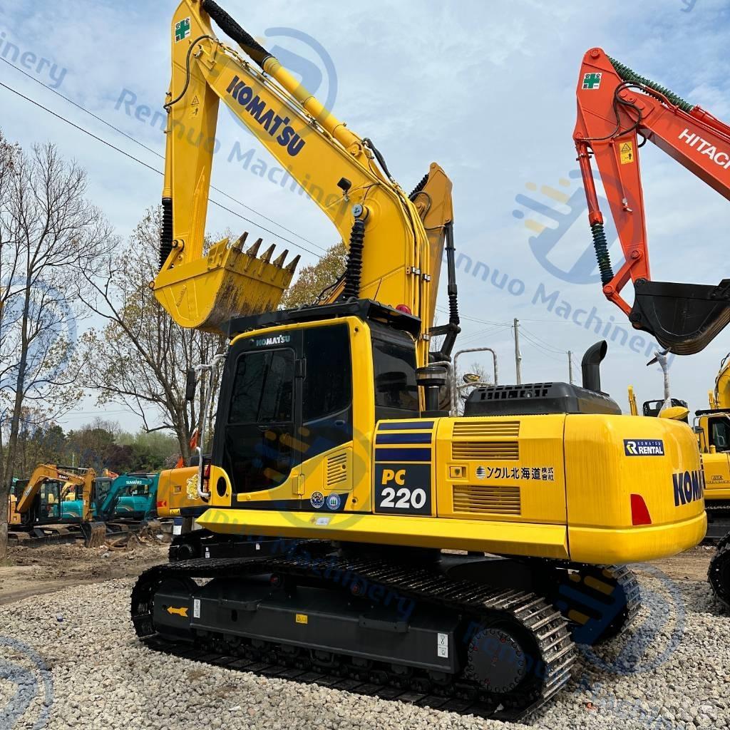 Komatsu PC 220-8 Paletli ekskavatörler